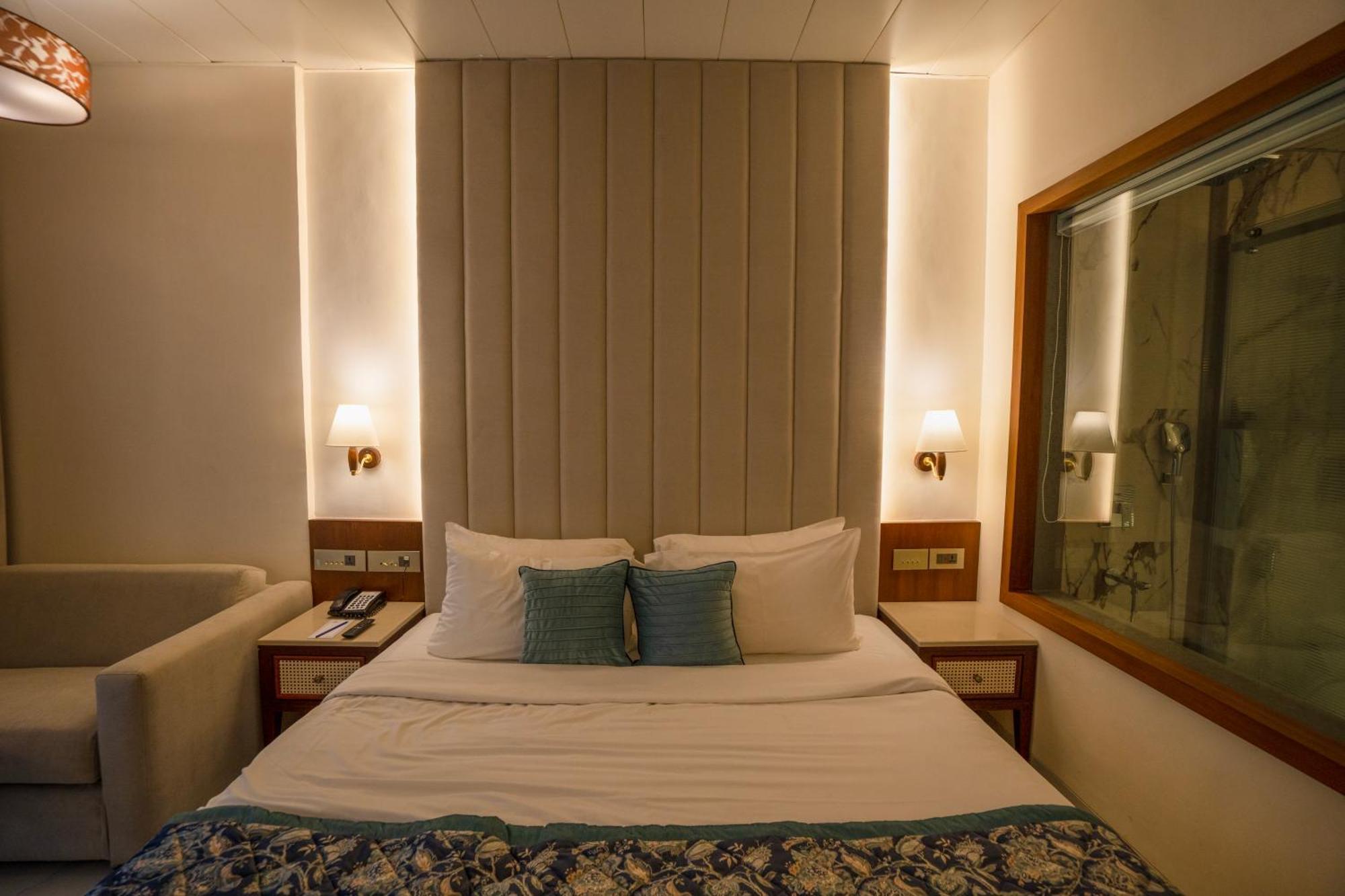 Evershine Resort & Spa Mahābaleshwar Exteriör bild