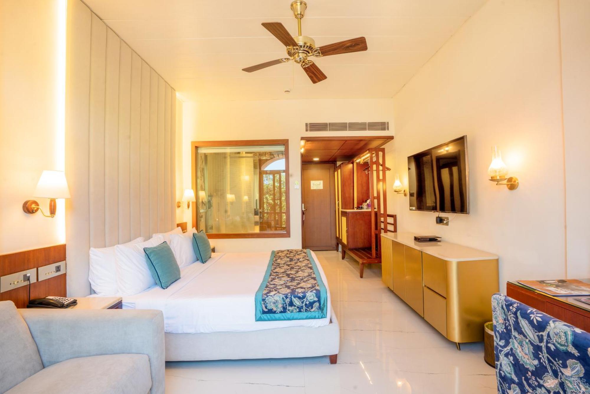 Evershine Resort & Spa Mahābaleshwar Exteriör bild