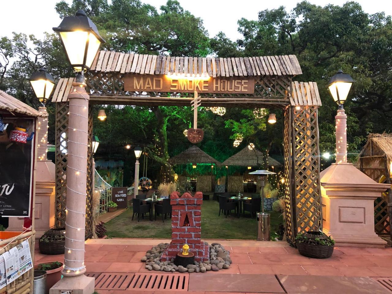 Evershine Resort & Spa Mahābaleshwar Exteriör bild