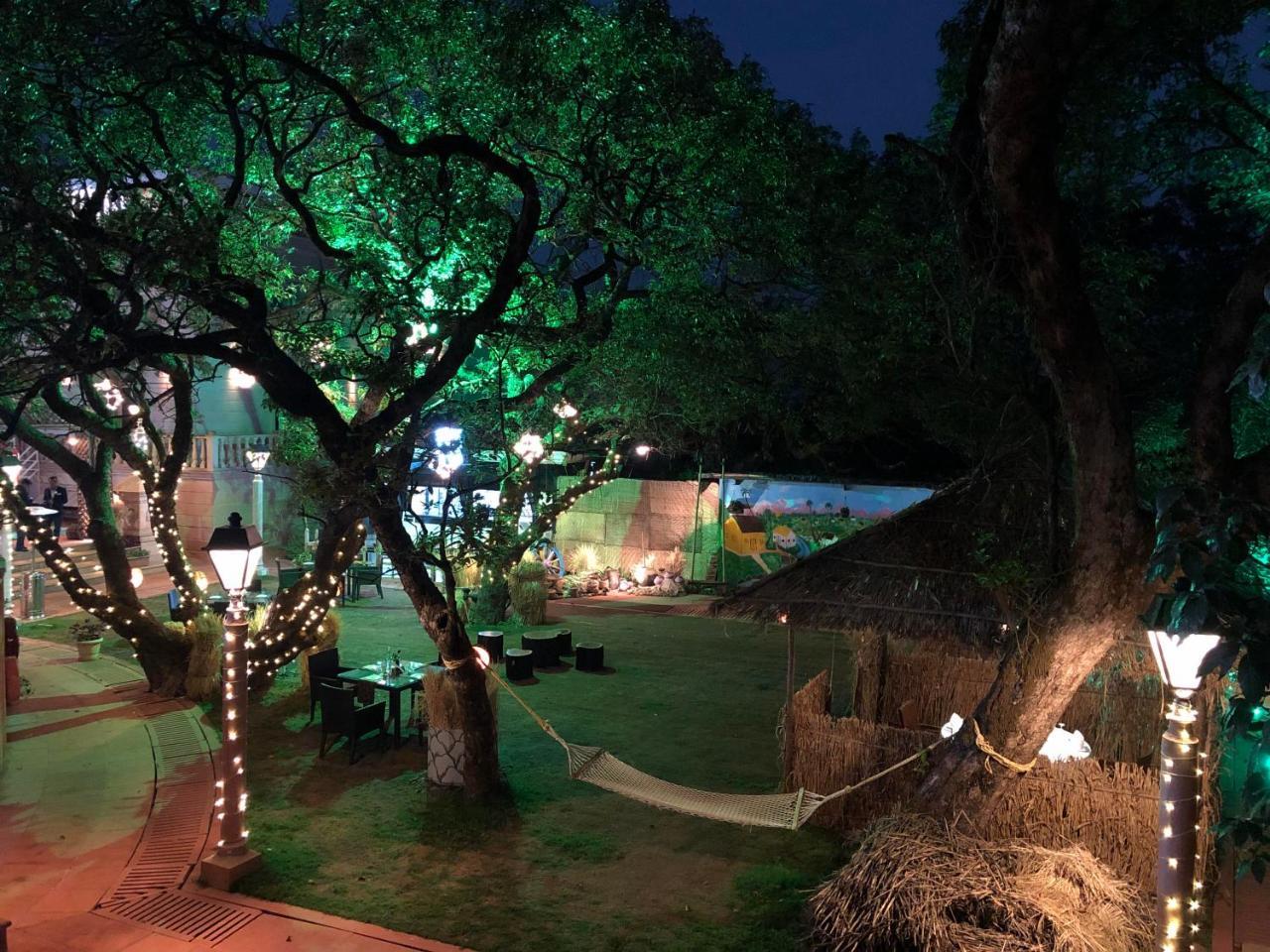 Evershine Resort & Spa Mahābaleshwar Exteriör bild